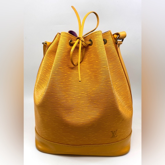 Louis Vuitton Yellow Epi Leather Shoulder Bag with Drawstring Closure M44009 - Picture 1 of 16
